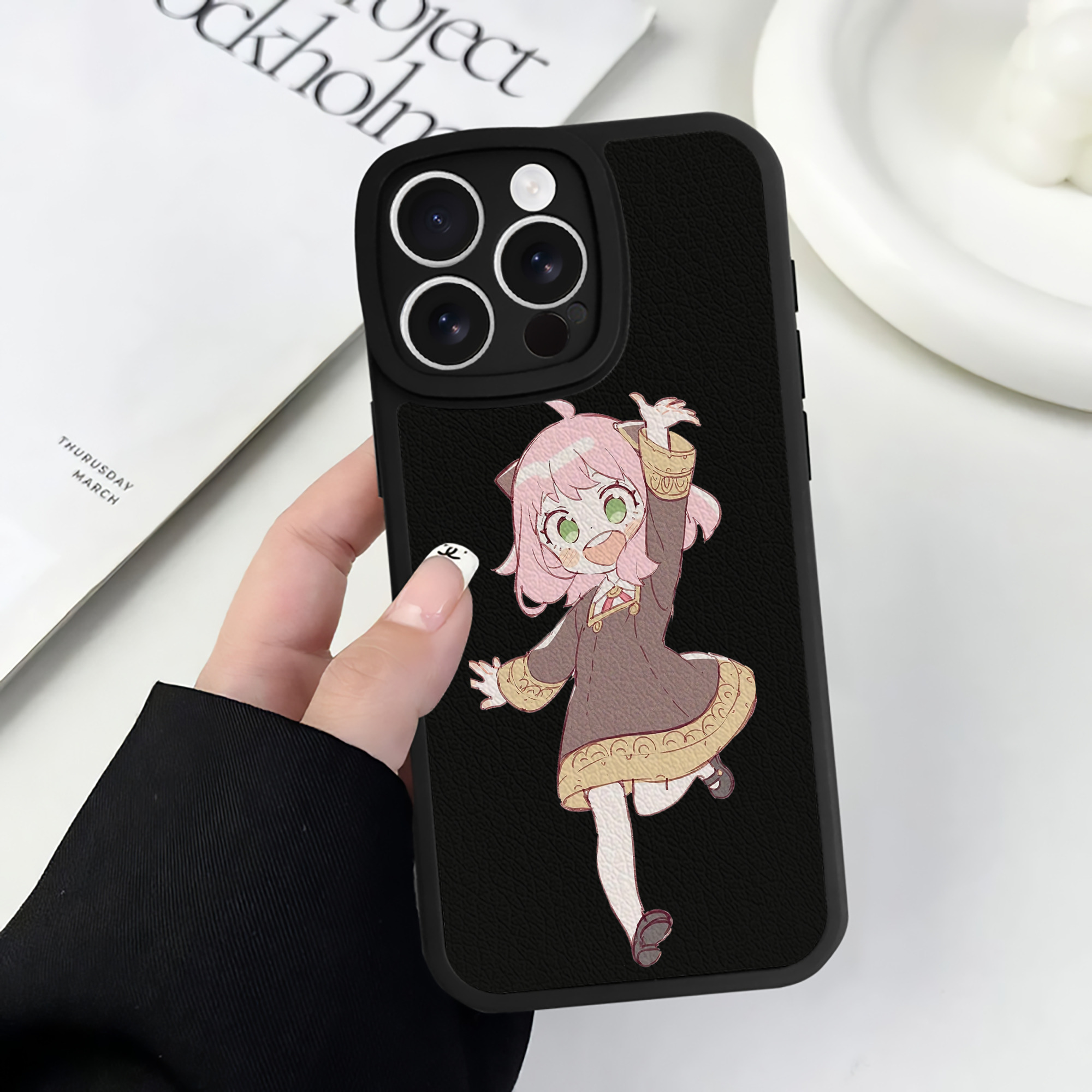 （画像用） SPY×FAMILY间谍家家酒 【iPhone 16シリーズ対応】シリコンスマホケース（レザー調） 材質：シリコン